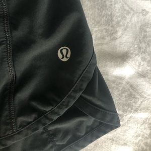 Lululemon Speed Up Shorts 4” Size 6